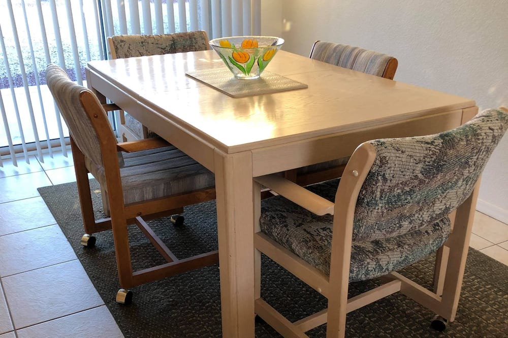 Photo of Kitchen in Fort Mohave