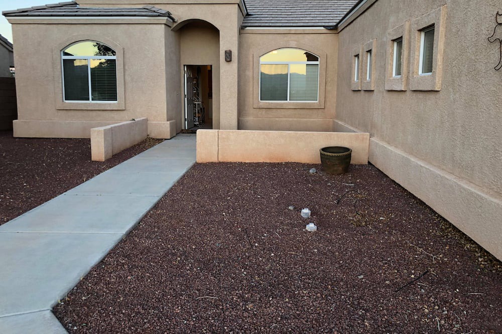 Photo of Others in Fort Mohave