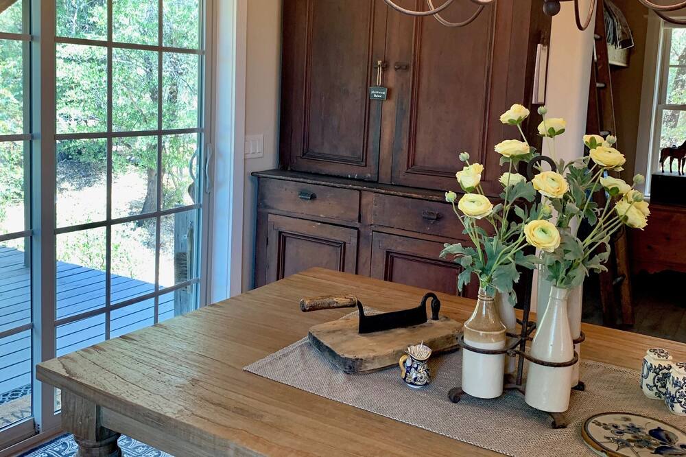 Photo of Kitchen in Young