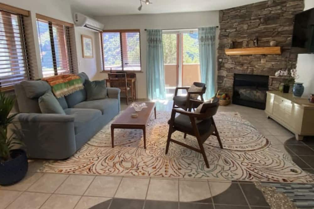 Photo of Livingroom in Sedona