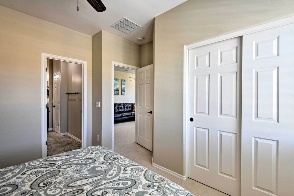 Photo of Bedroom in Encanterra