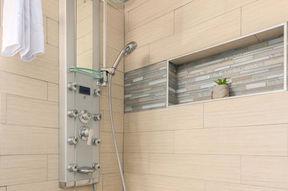 Photo of Bathroom in Village Grove