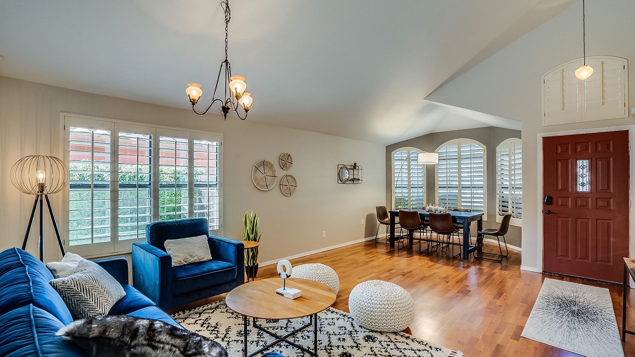 Photo of Livingroom in Paradise Valley Village