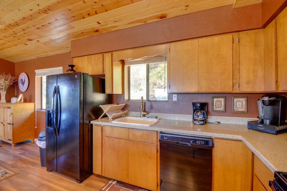 Photo of Kitchen in Highland Pines