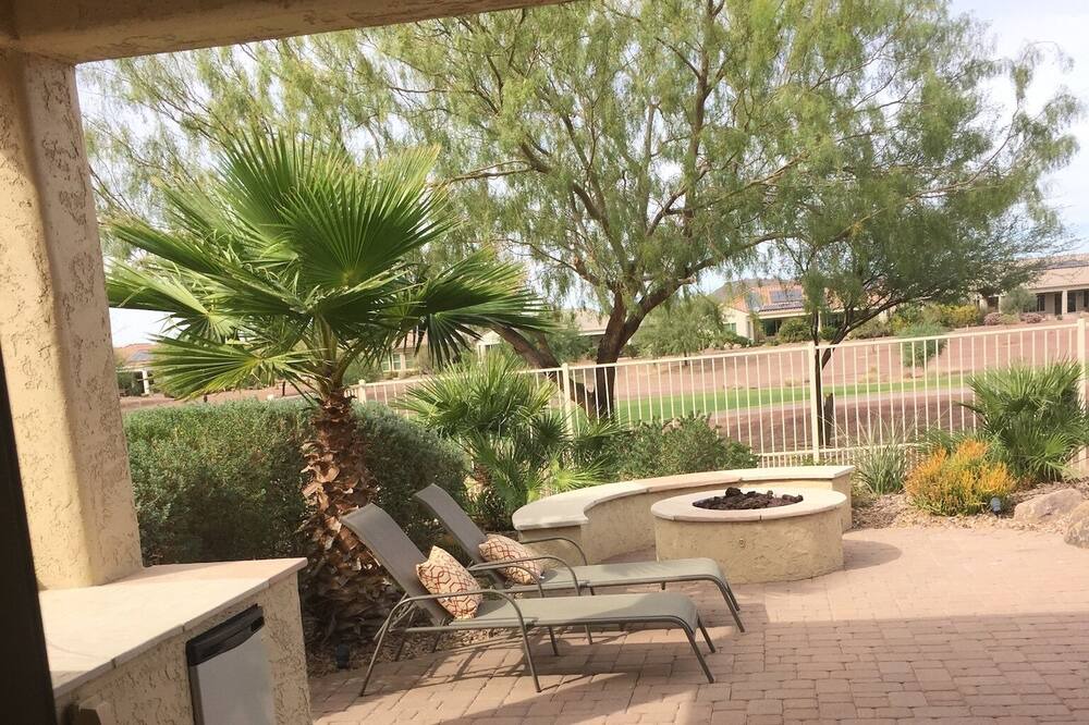 Photo of Patio Balcony in Anthem at Merrill Ranch