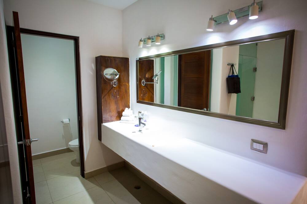 Photo of Bathroom in Villa Juarez