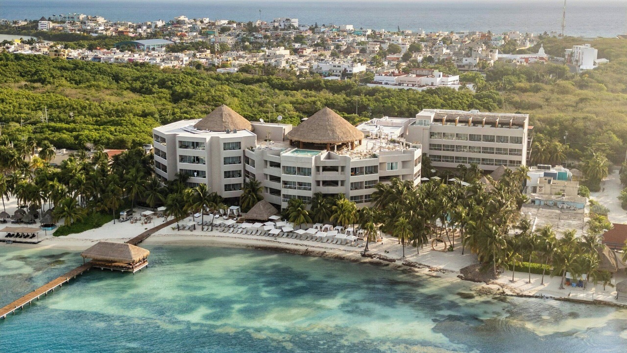Photo of Others in Isla Mujeres