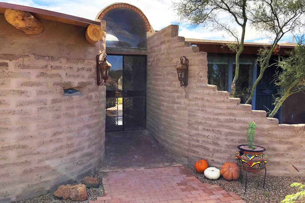 Photo of Others in Tucson Estates