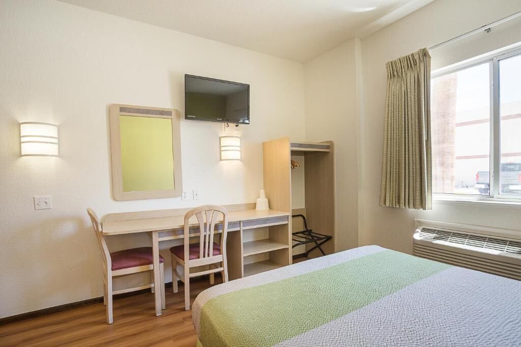 Photo of Bedroom in Lake Havasu City