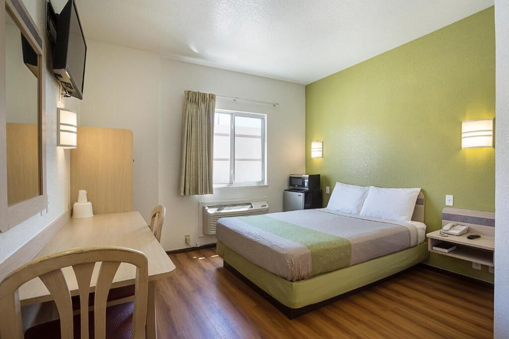 Photo of Bedroom in Lake Havasu City
