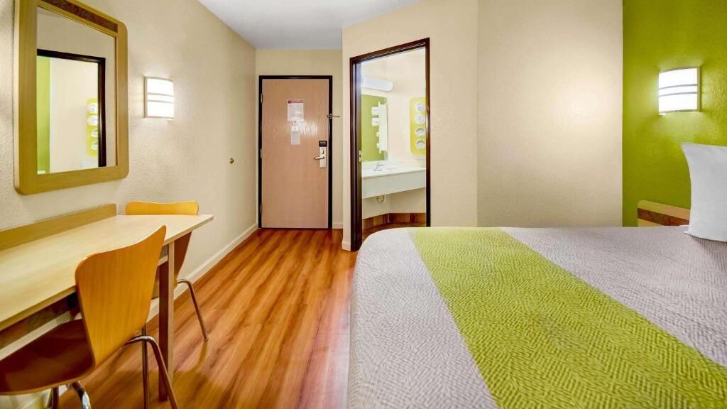 Photo of Bedroom in Lake Havasu City