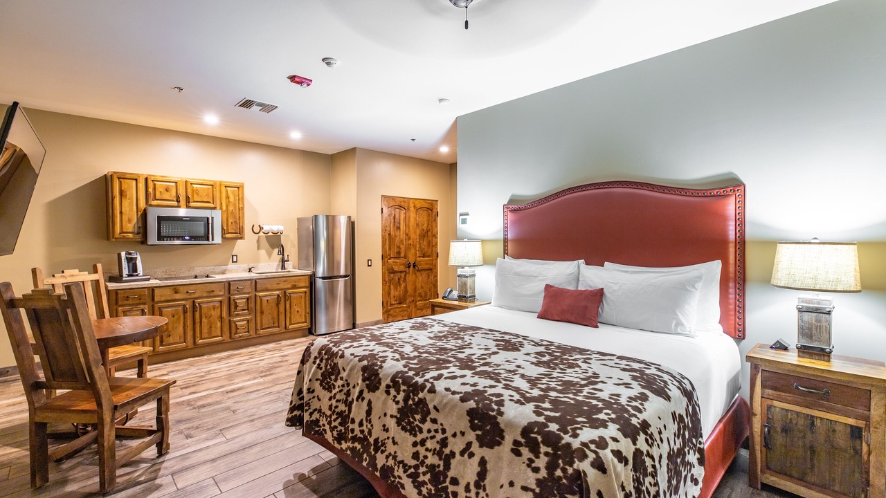 Photo of Bedroom in Cave Creek