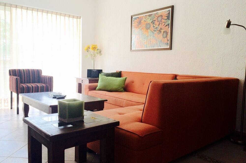 Photo of Livingroom in Downtown