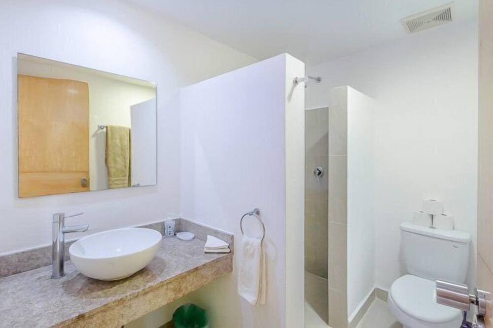 Photo of Bathroom in Zona Hotelera Norte