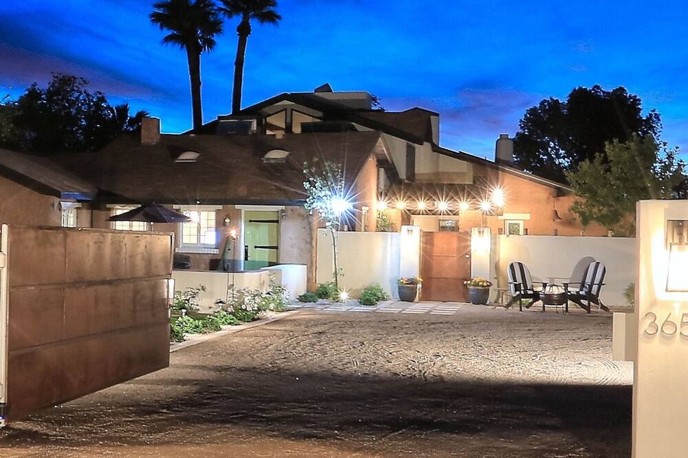 Photo of Outdoor in Camelback East