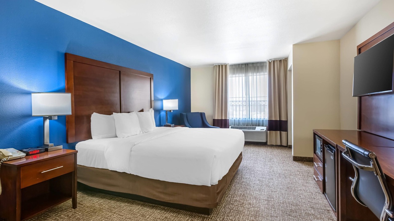 Photo of Bedroom in Fortuna Foothills
