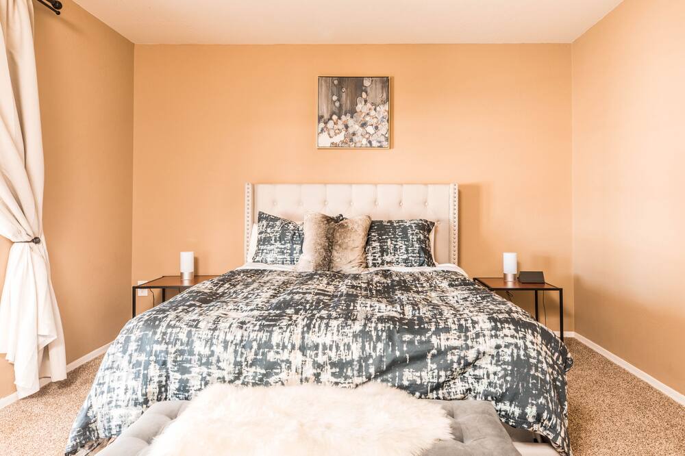 Photo of Bedroom in North Mountain
