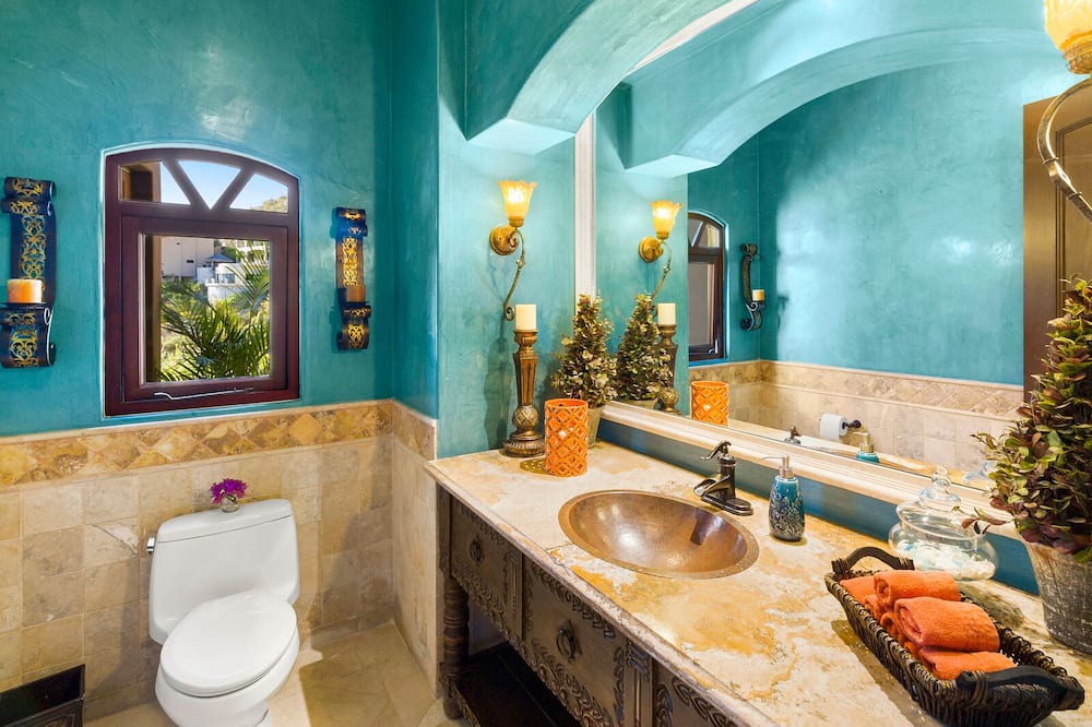 Photo of Bathroom in Pedregal