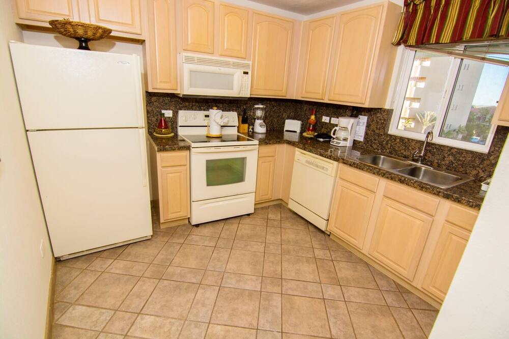Photo of Kitchen in Sandy Beach