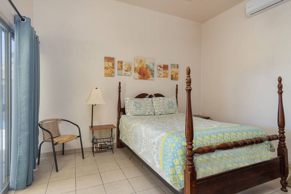 Photo of Bedroom in Marina Real