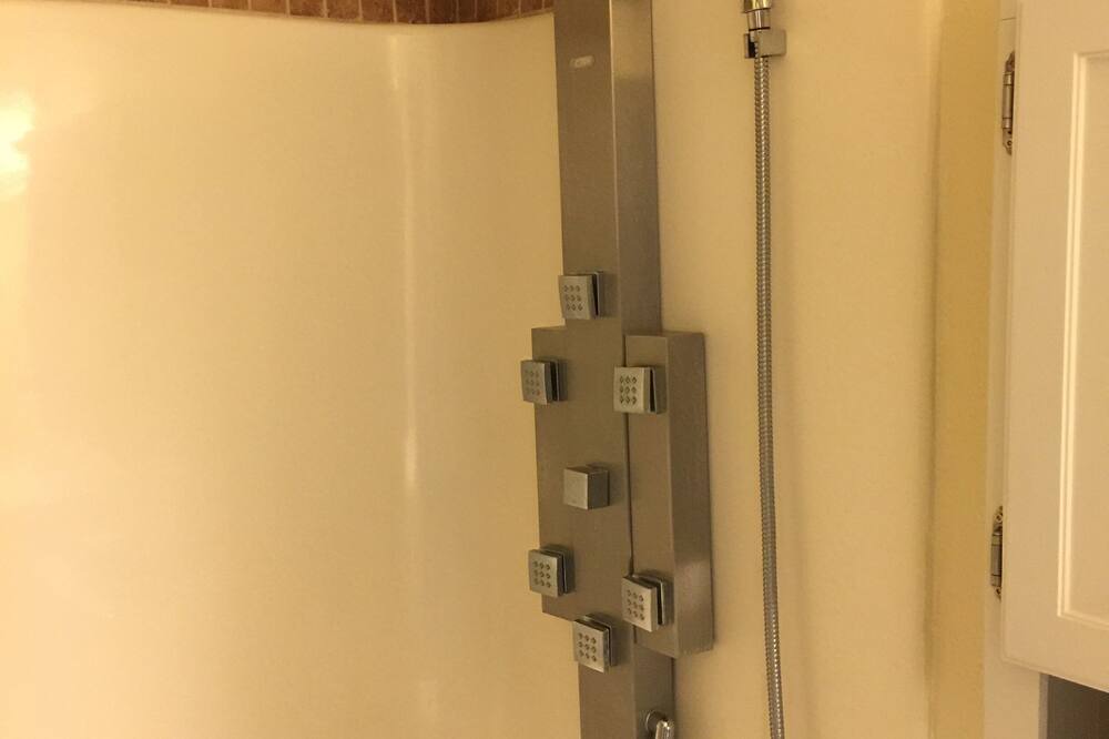 Photo of Bathroom in Park Scottsdale One