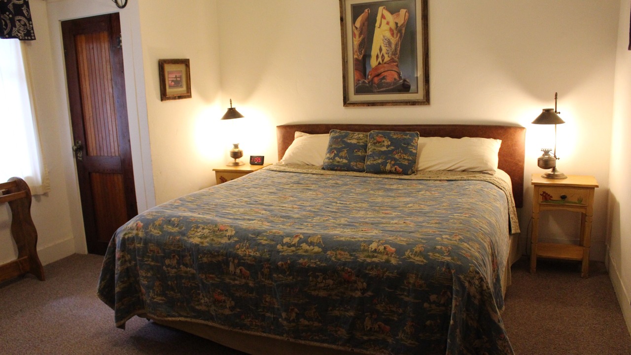 Photo of Bedroom in Wickenburg
