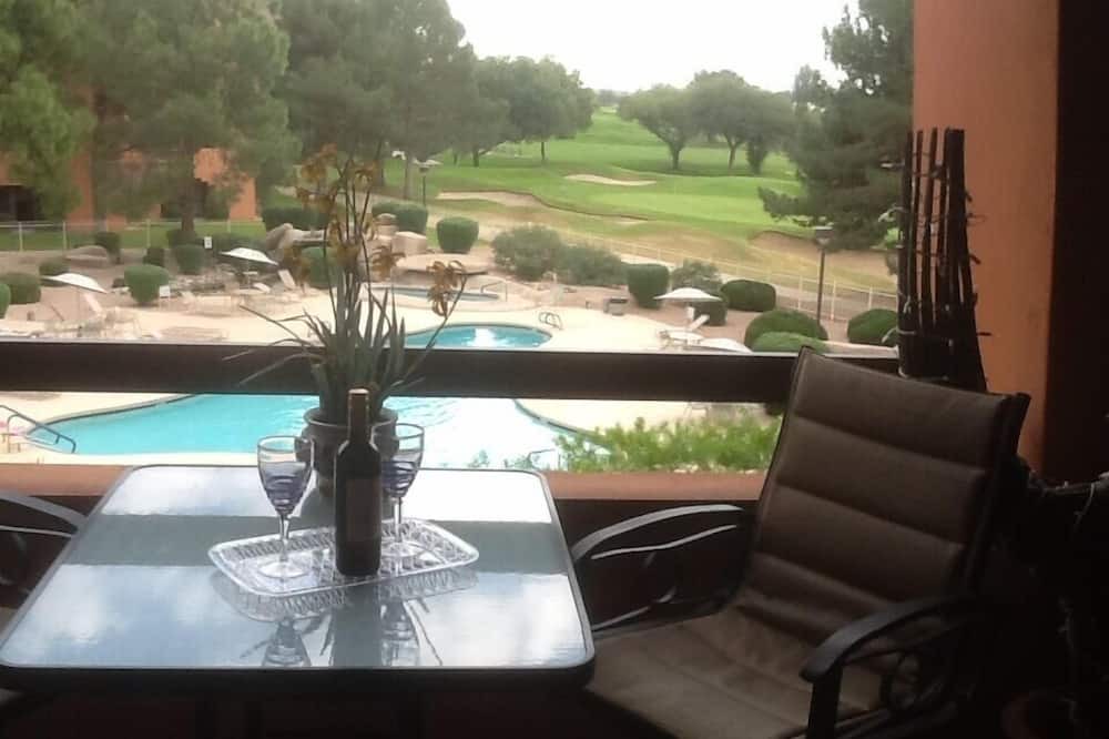 Photo of Patio Balcony in Paradise Valley Village