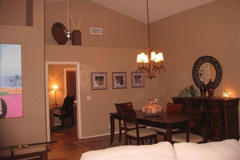 Photo of Bedroom in Westbrook Village