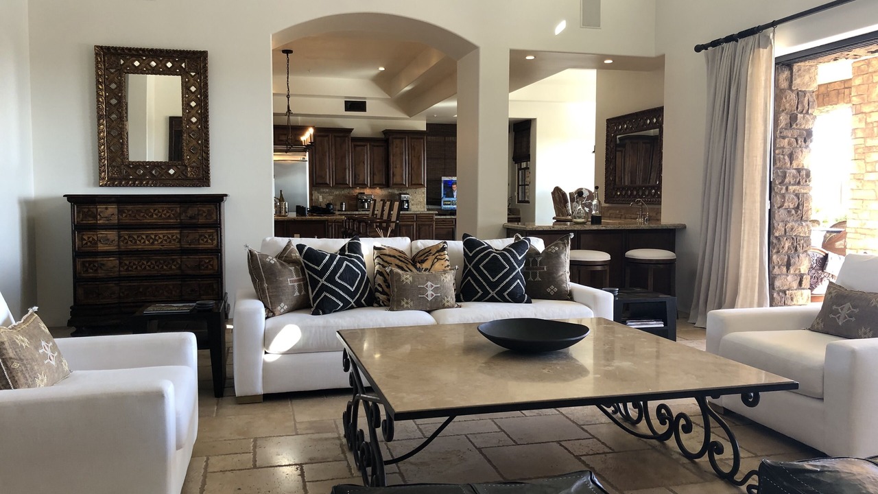 Photo of Livingroom in Desert Mountain