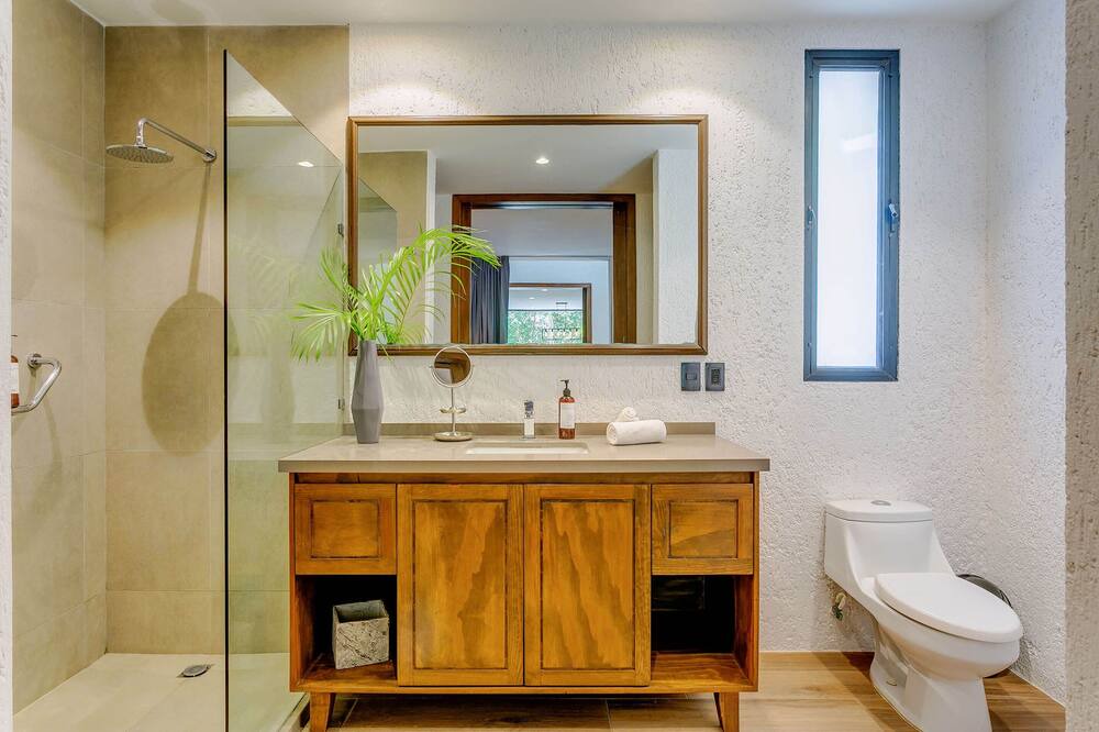 Photo of Bathroom in Zama