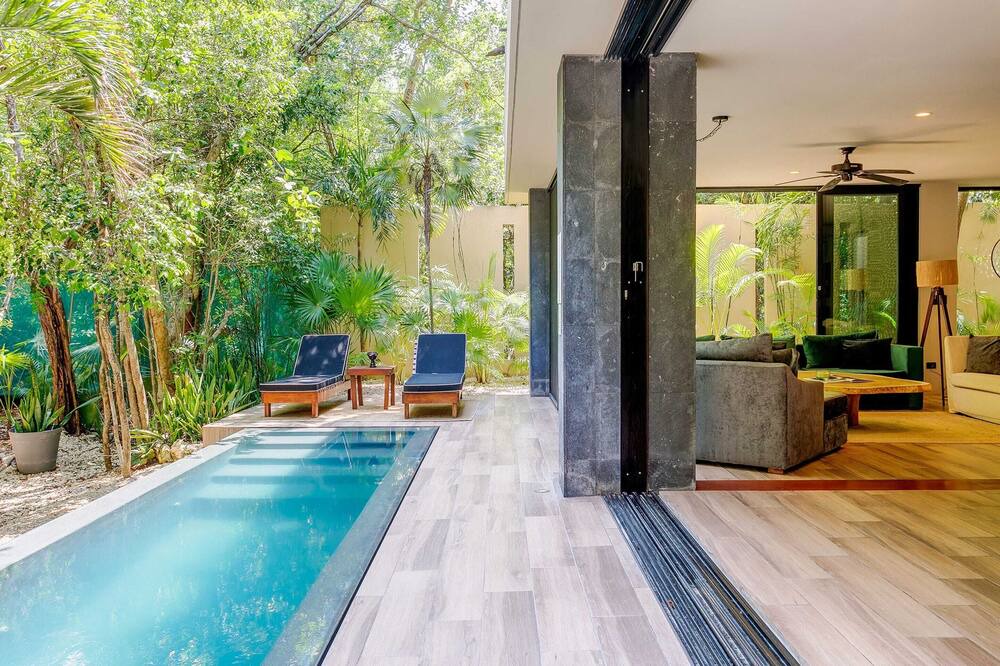 Photo of Outdoor in Zama