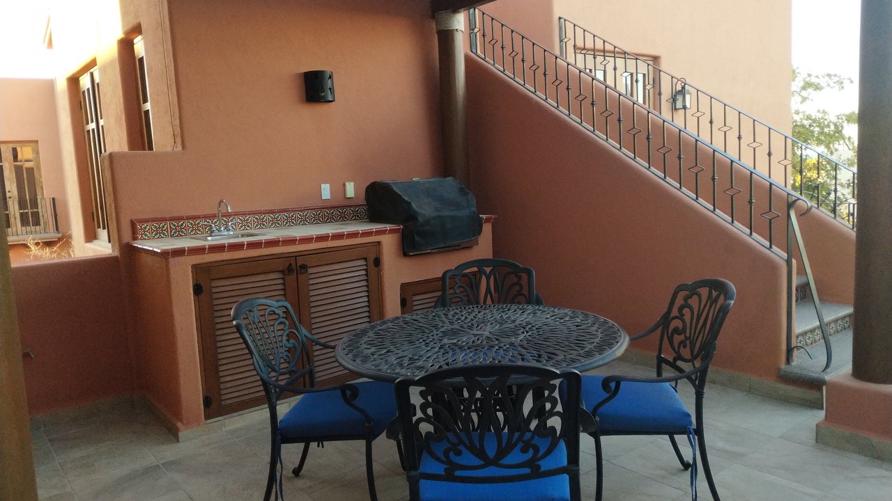 Photo of Outdoor in Nopolo