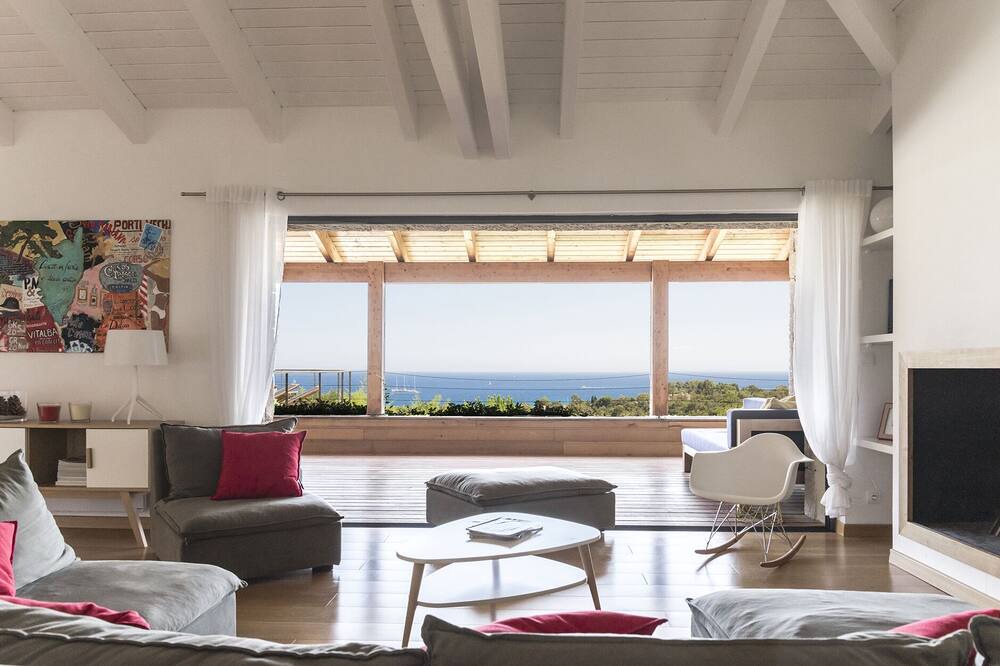 Photo of Livingroom in Hameau de Palombaggia