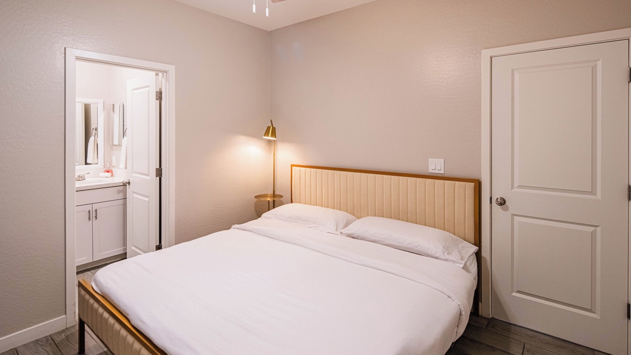 Photo of Bedroom in Glendale