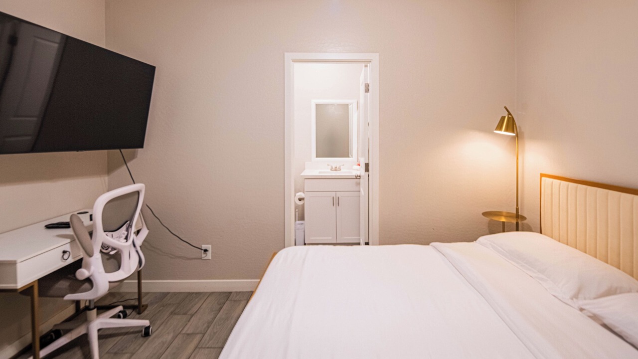 Photo of Bedroom in Glendale