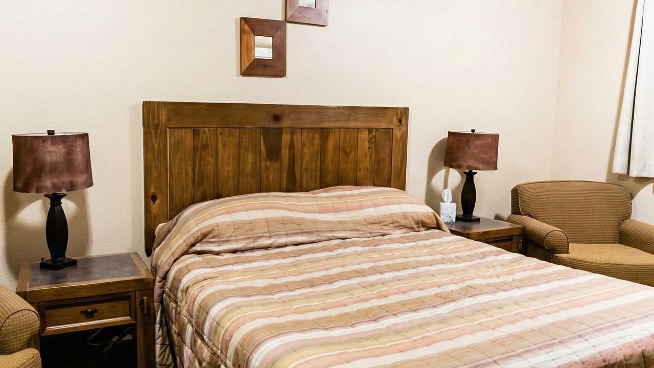 Photo of Bedroom in Kearny