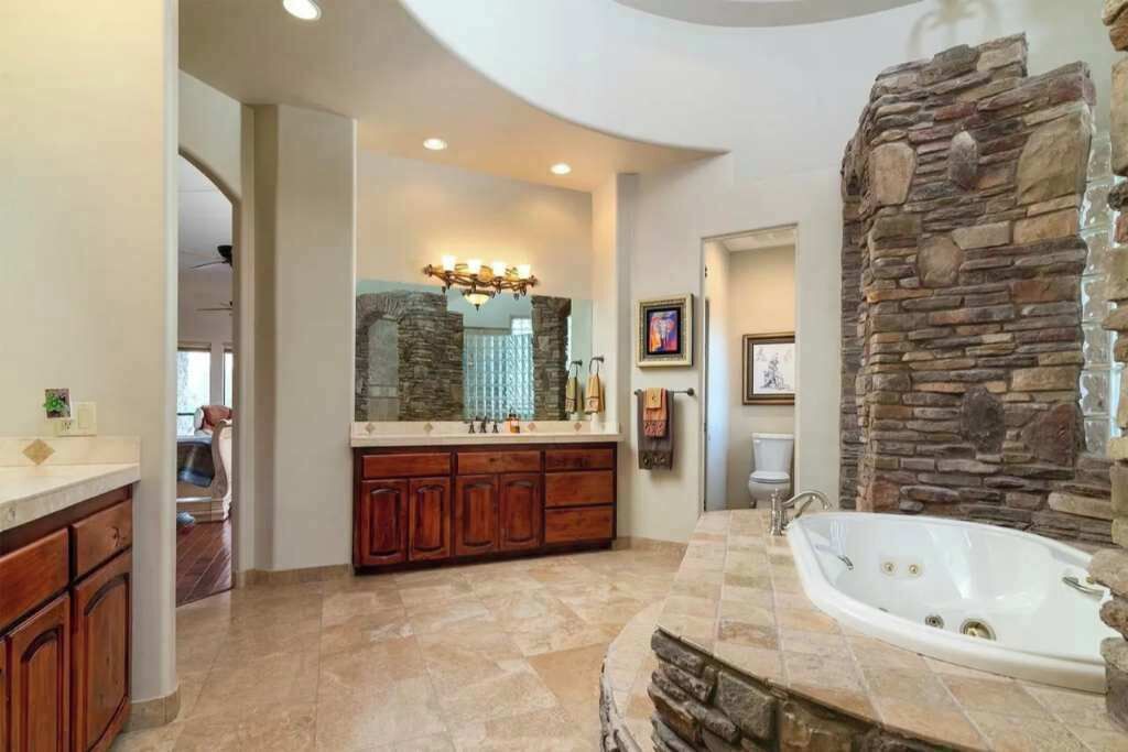 Photo of Bathroom in Gold Canyon