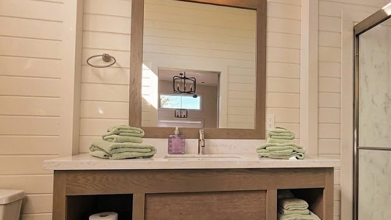 Photo of Bathroom in Cottonwood-Verde Village