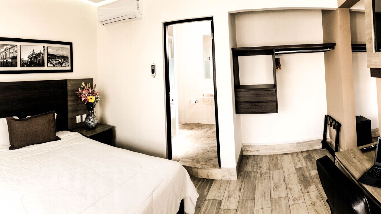 Photo of Bedroom in Leon