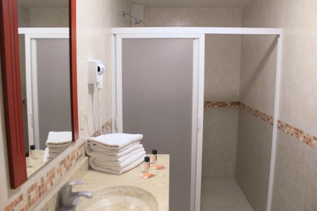 Photo of Bathroom in Leon