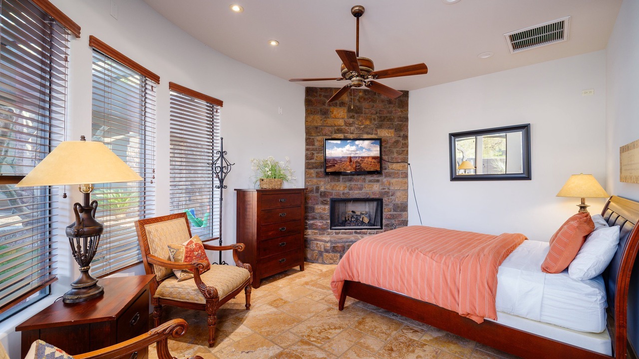 Photo of Others in Canyon Ridge Estates