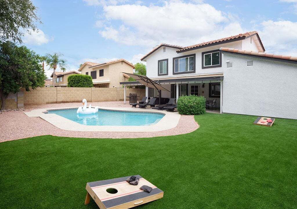 Photo of Others in Paradise Valley Village