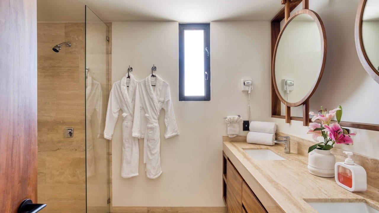 Photo of Bathroom in Cabo San Lucas