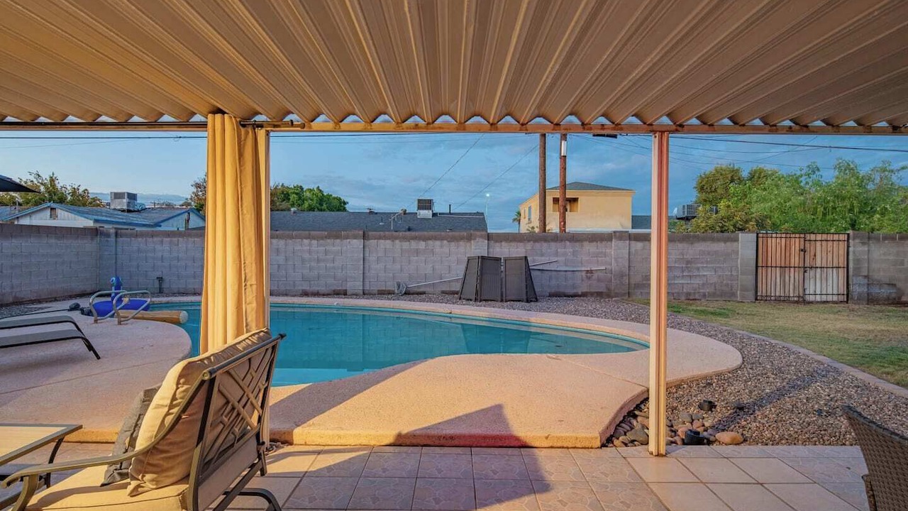 Photo of Outdoor in Papago Parkway