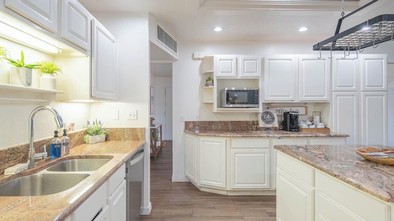 Photo of Kitchen in Papago Parkway