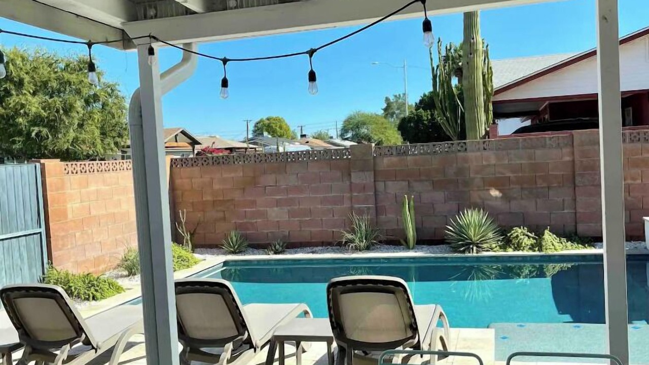 Photo of Outdoor in Scottsdale Estates Six