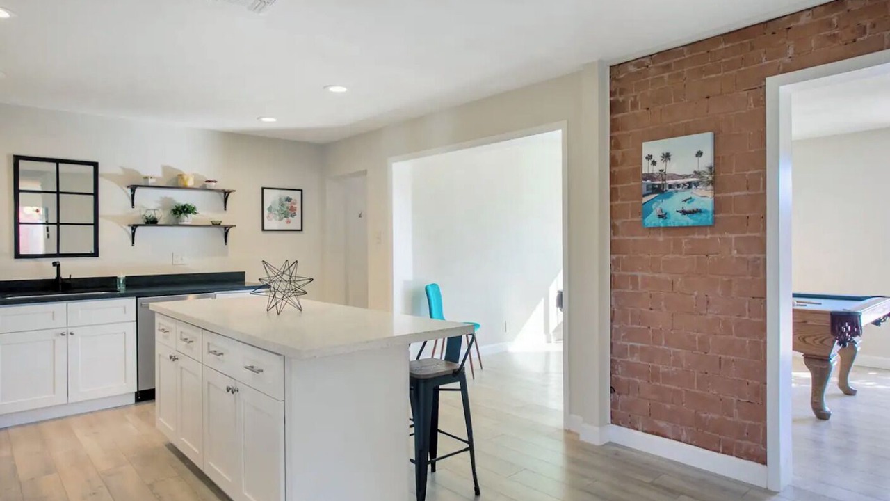 Photo of Kitchen in Scottsdale Estates Six