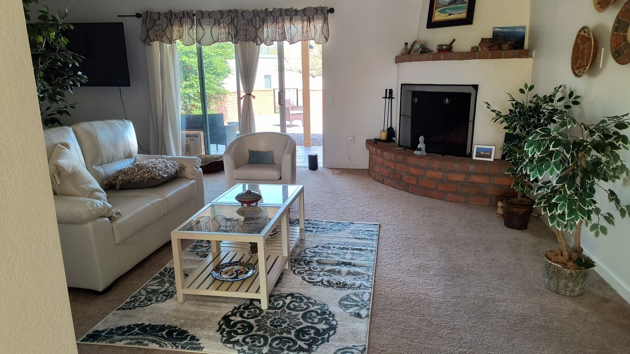 Photo of Livingroom in Green Valley Country Club Estates
