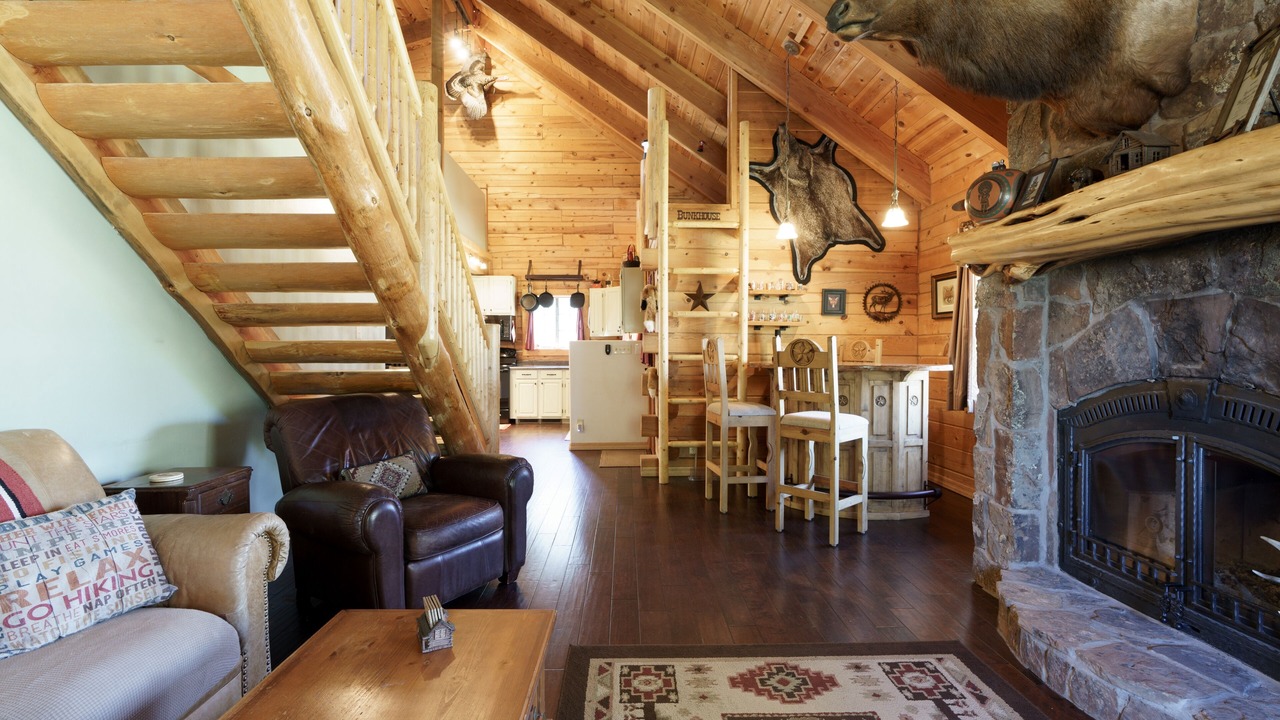 Photo of Livingroom in Clay Springs