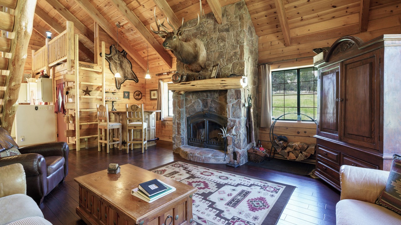 Photo of Livingroom in Clay Springs